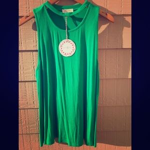 Size M choker tank NWT